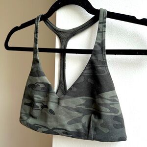 Lululemon camo sports bra size 8